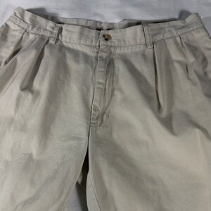 Polo Ralph Lauren mens stone khaki rugged pleated 8" chino shorts - size 35